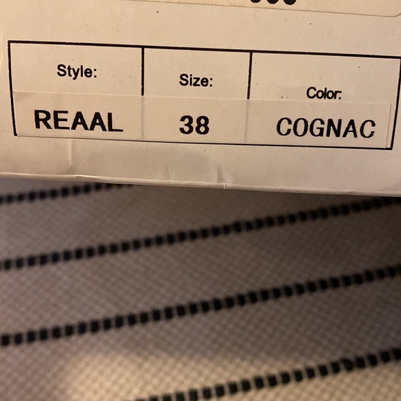 Steve Madden brown buckle boots - Picture 4 of 4